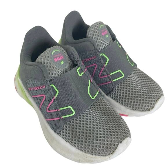 NEW BALANCE TODDLER SHOES SLIDE ON SIZE 5.5 GRAY NEON LIGHT WEIGHT VERSATILE - Picture 4 of 11